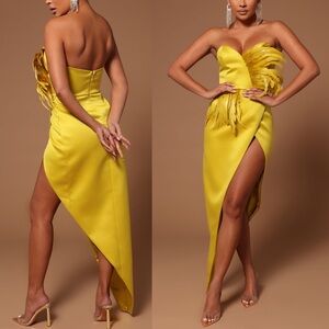 Fashion Nova NWT Jaqueline Asymmetrical Satin Feather Maxi Dress Chartreuse Sz L